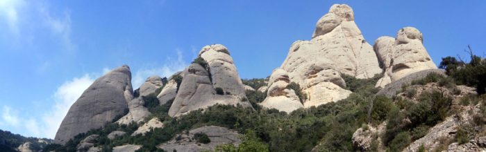 La Panxa, tancant el perfil característic de Sant Benet pel Sud